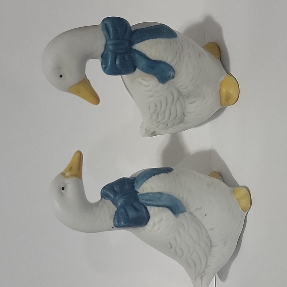 Source Unknown White Duck Figurines with Blue Bows